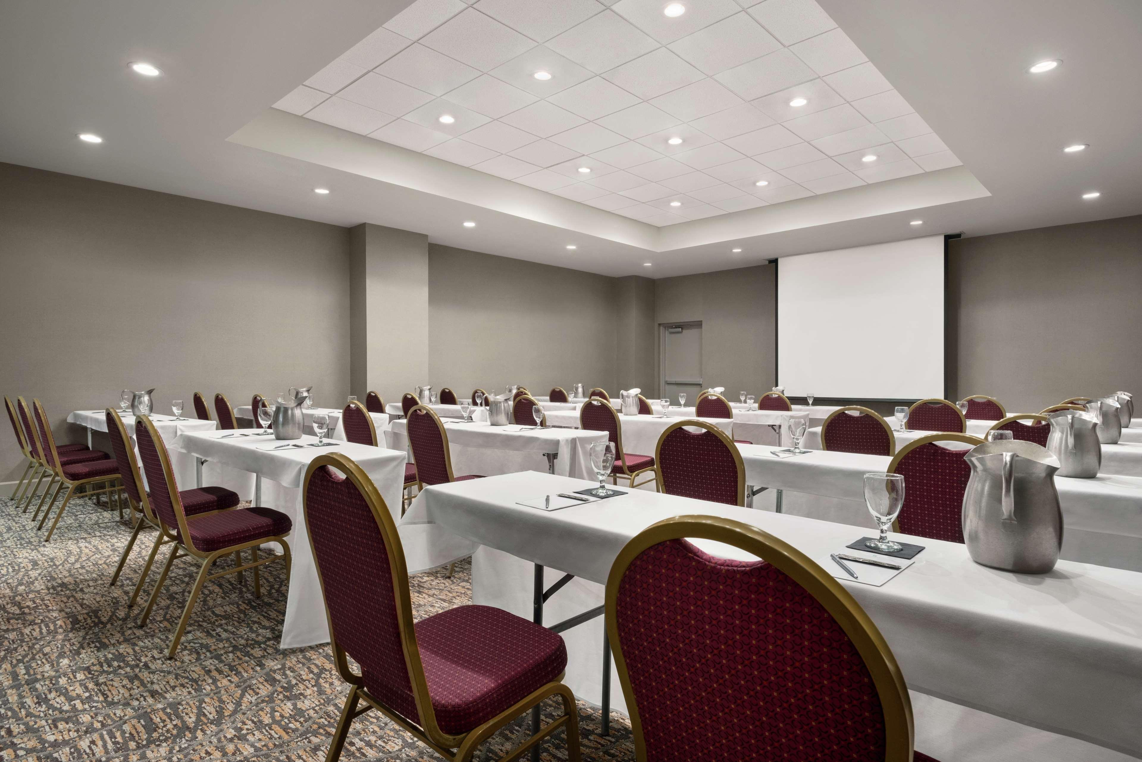 Embassy Suites By Hilton Cleveland Rockside Independence Ngoại thất bức ảnh