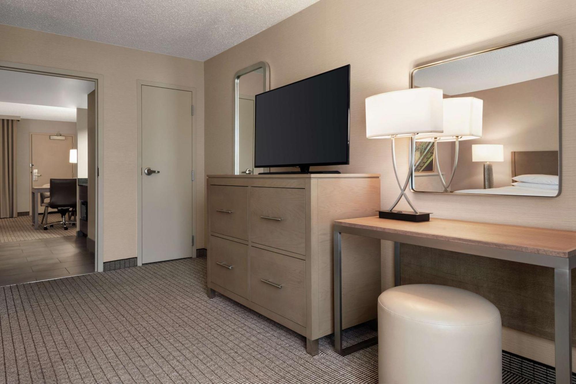 Embassy Suites By Hilton Cleveland Rockside Independence Ngoại thất bức ảnh