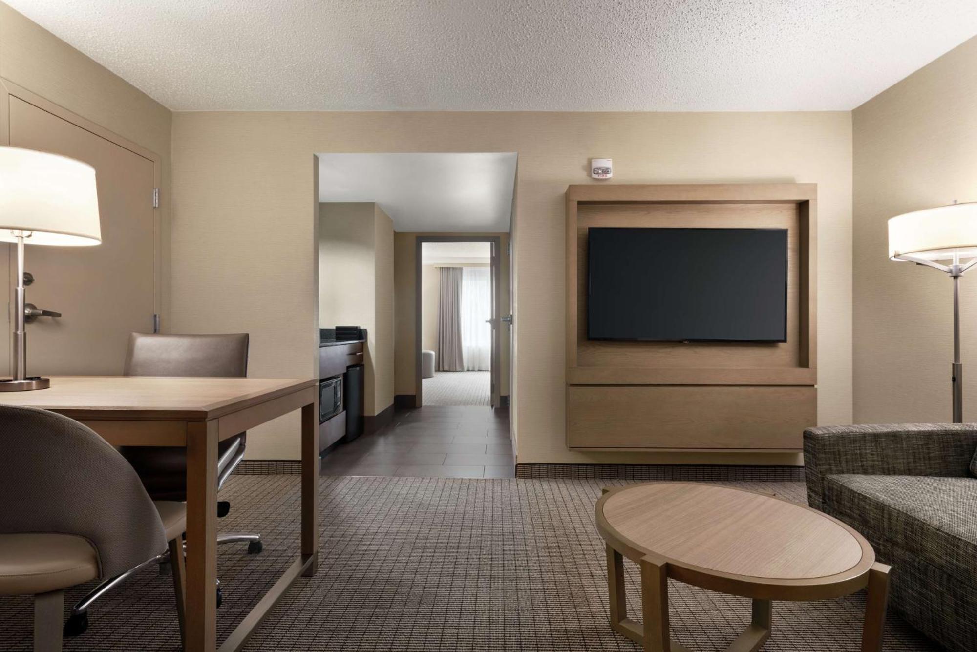 Embassy Suites By Hilton Cleveland Rockside Independence Ngoại thất bức ảnh